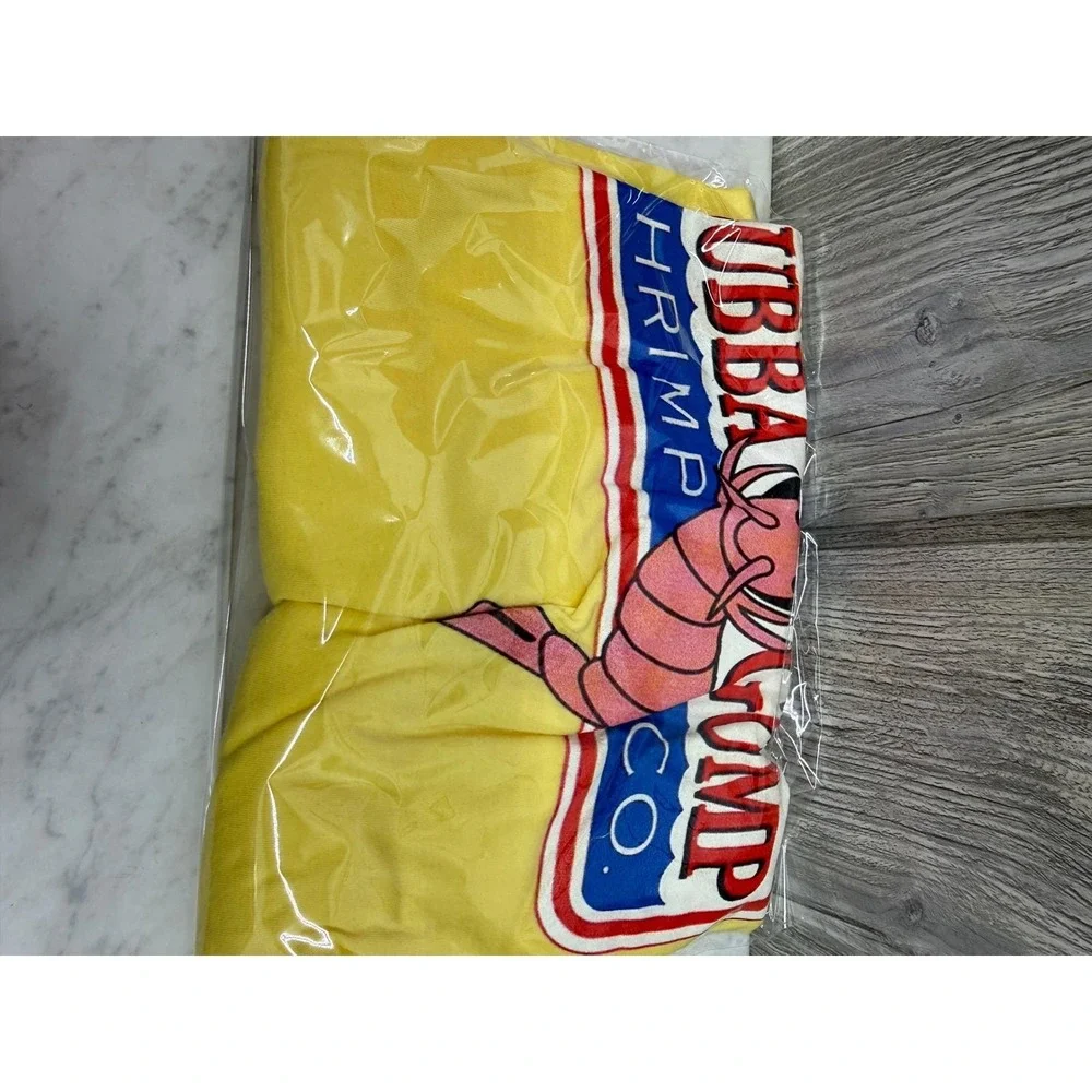 Forrest Gump Bubba Gump Shrimp Co T Shirt Mens XL Yellow Stanley Desantis Movie